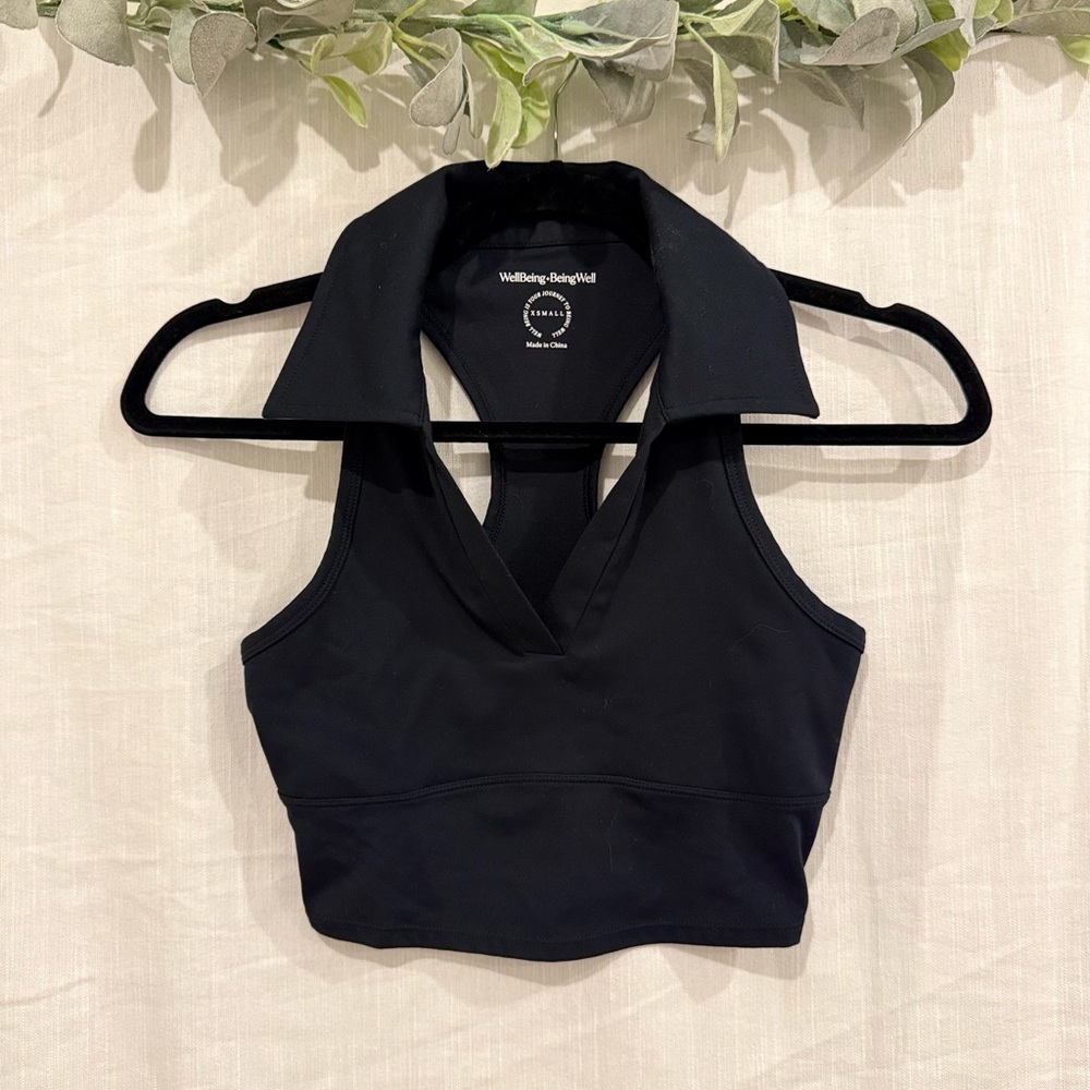 Black Sleeveless Crop Top